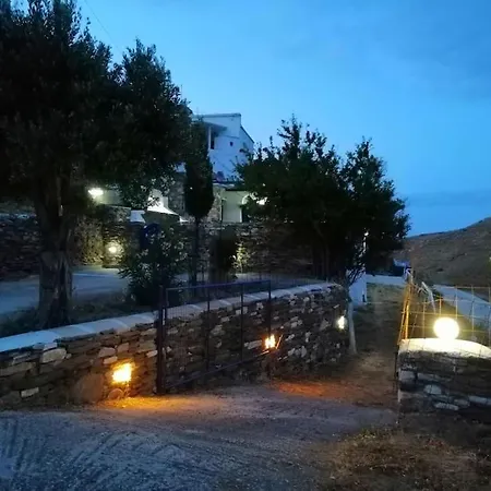 Margarita, Cycladic Cottage, Tinos