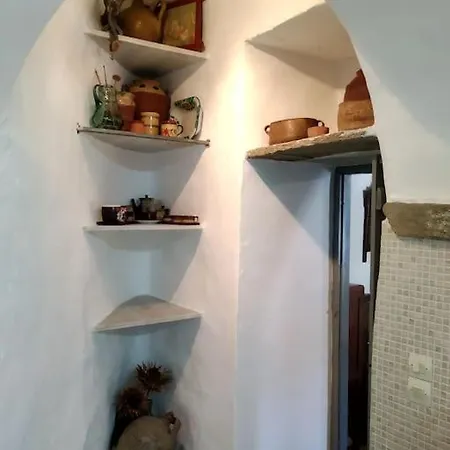 Margarita, Cycladic Cottage, Tinos *